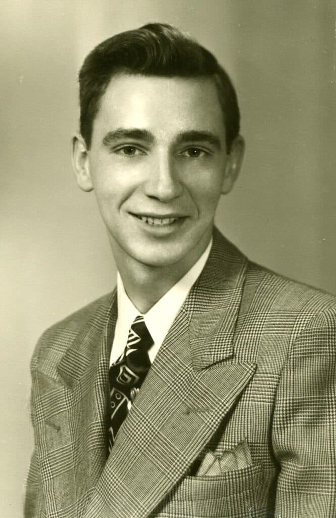 Allan graduation pic 1948 bw