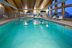 Summer Savings AmericInn Roseau-Pool